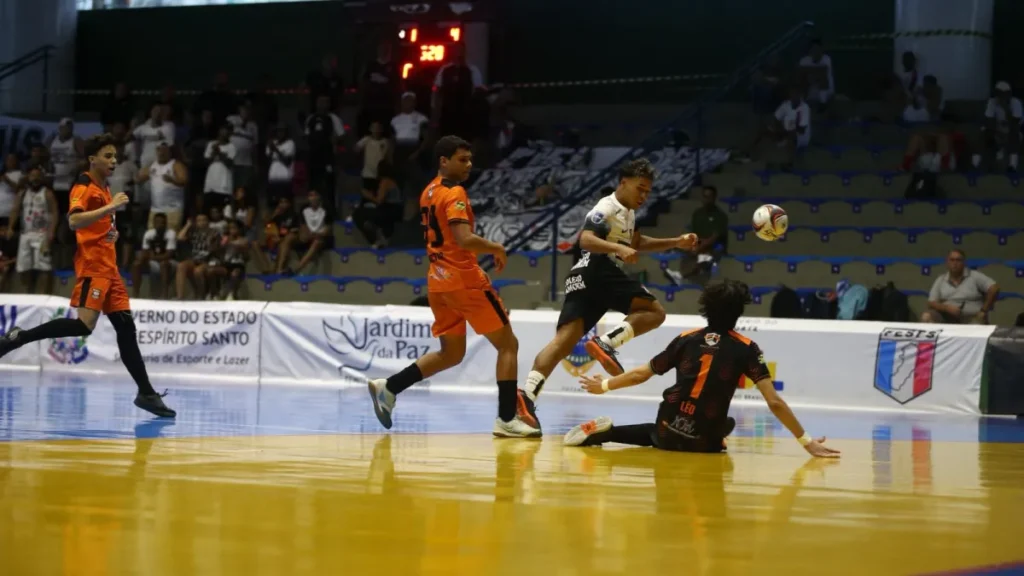 Semifinais da Copa Pelezinho começam neste sábado com 3 jogos