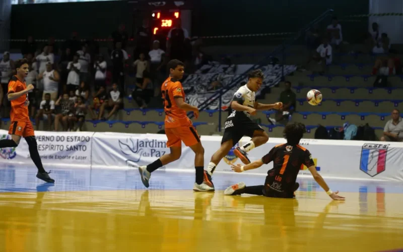 Semifinais da Copa Pelezinho começam neste sábado com 3 jogos