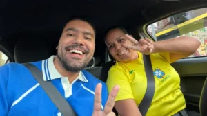 Motoristas de app enfrentam alta demanda na estreia da Copa