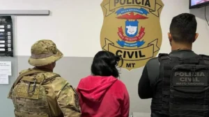 Mulher presa no MT por suspeita de três execuções em MS