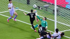 México vence Coreia e avança às oitavas da Copa