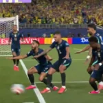 Matheus Cunha aproveita erro e abre placar para o Brasil