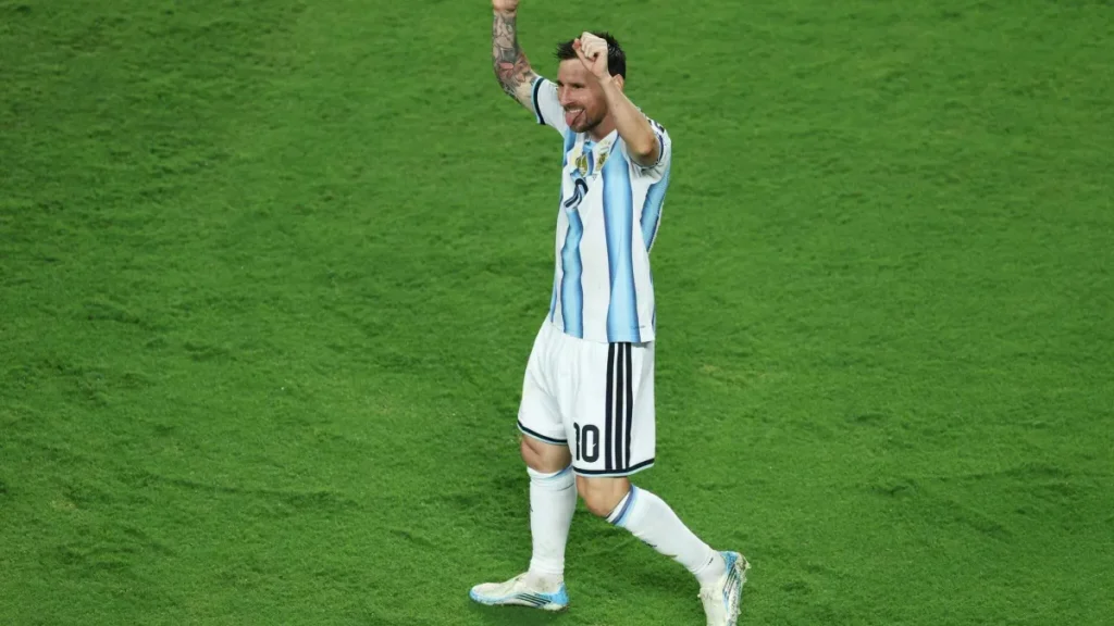 Argentina e França podem avançar na Copa nesta segunda