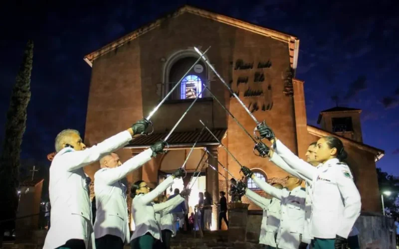 Procissão reúne fiéis em celebração à padroeira de MS