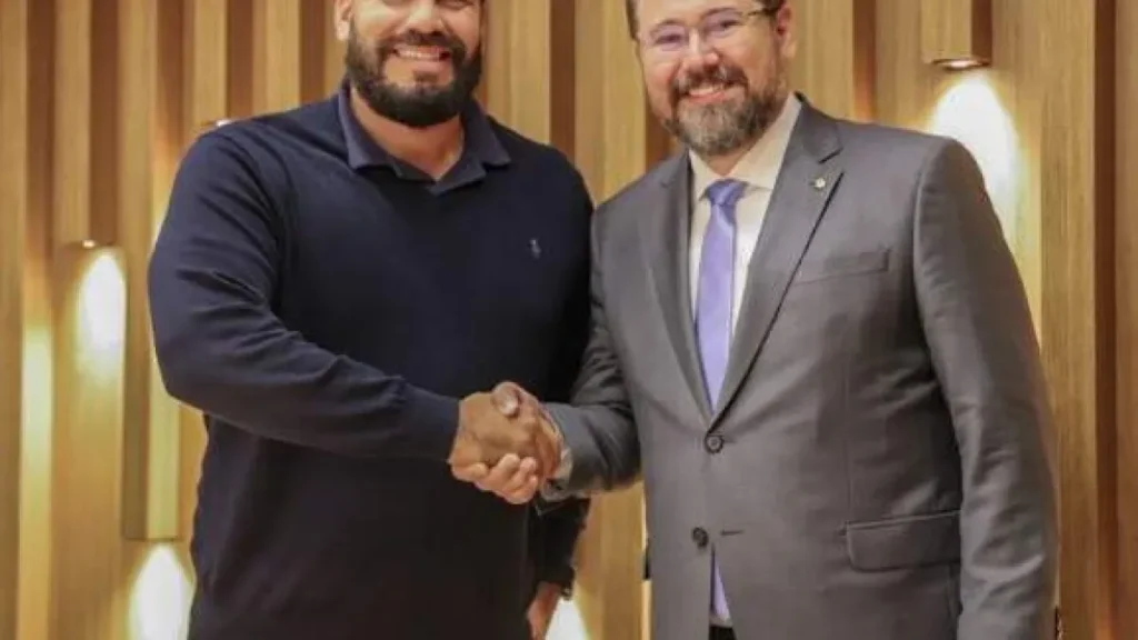 Pollon silencia após perder vaga no Senado para Contar