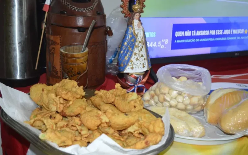 Torcida paraguaia “devora” rival com pão francês em MS