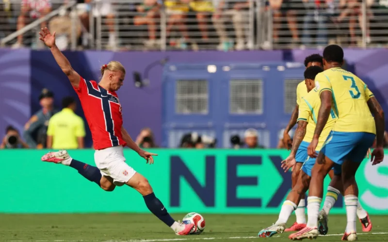 Neymar marca, mas Brasil é eliminado pela Noruega na Copa
