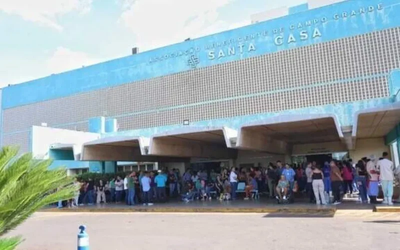 Santa Casa atrasa salários e enfermagem ameaça paralisação