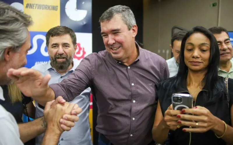 Riedel: do gestor ao líder político
