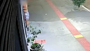 Homem corre sangrando por quadra e morre a facadas em Campo Grande