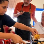 Pedro Bial prova gastronomia de MS em Bonito