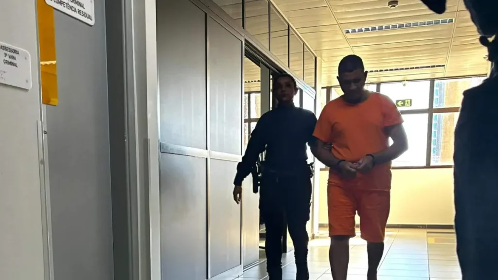 Acusado de matar policial pioneira dá versão pela 1ª vez