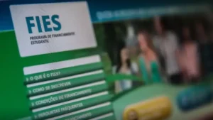 MEC prorroga inscrições do Fies até domingo