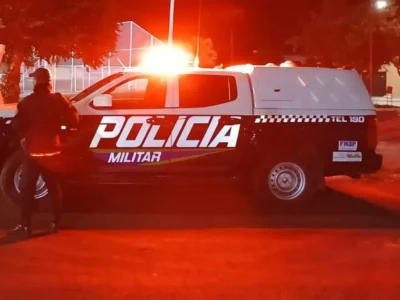 Homem preso por matar suposto amante da mulher a facadas em oficina