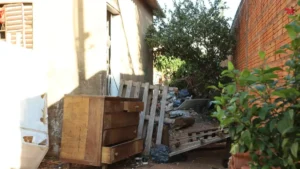 Morte de jovem a facadas: abandono de casa preocupa vizinhos em Campo Grande