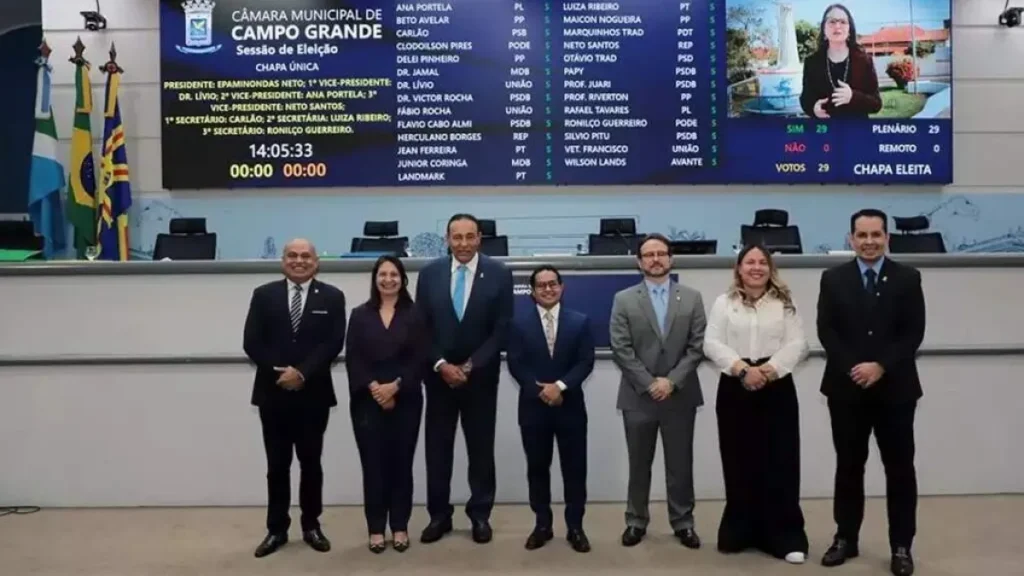 Justiça dá prazo para MP se manifestar sobre nova eleição na Câmara