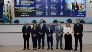 Justiça dá prazo para MP se manifestar sobre nova eleição na Câmara