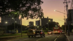 Sol volta e fim de semana terá calor intenso e ar seco em MS