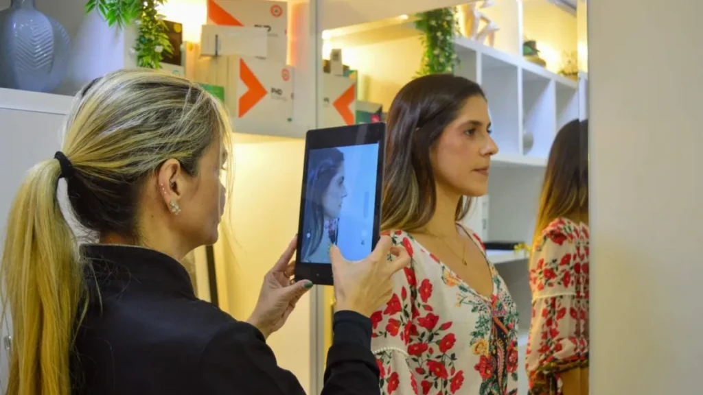 Hollywood Estética celebra 12 anos com Consulta 360° solidária
