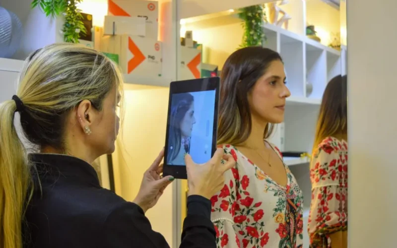 Hollywood Estética celebra 12 anos com Consulta 360° solidária