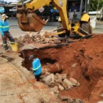 Obra em tubulação interdita trecho da Rua Joaquim Murtinho