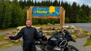 Celinho recusa trocar moto no Canadá e segue viagem