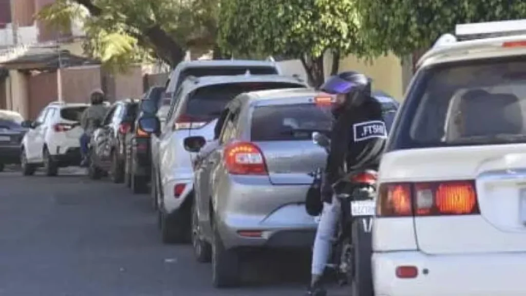 Crise na Bolívia: filas de até 3 dias por combustível